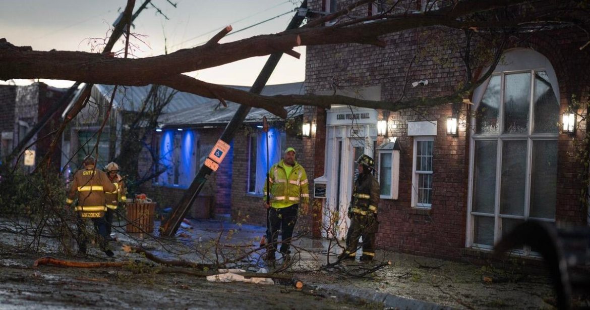 Tornado Outbreak Hits Midwest and Great Lakes, Leaves 70,000 Without Power