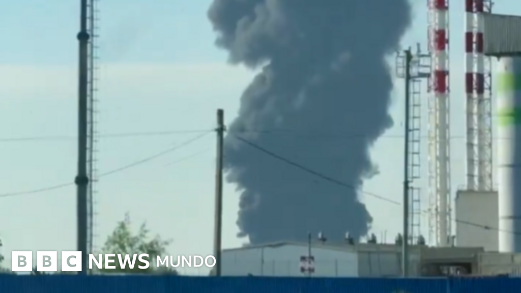 Drone Strikes Target St. Petersburg and Naval Arsenals